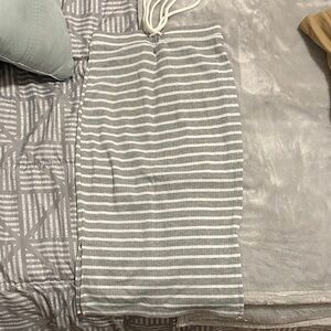 SHEIN Gray and White Striped Pencil Skirt